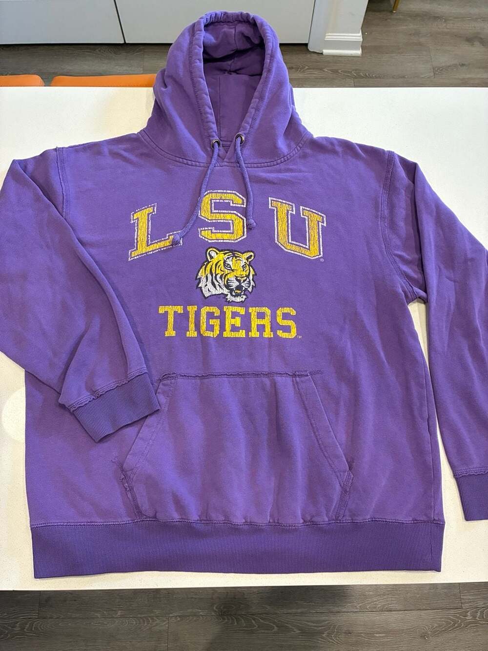 Colosseum Athletics LSU Tigers Hoodie XL